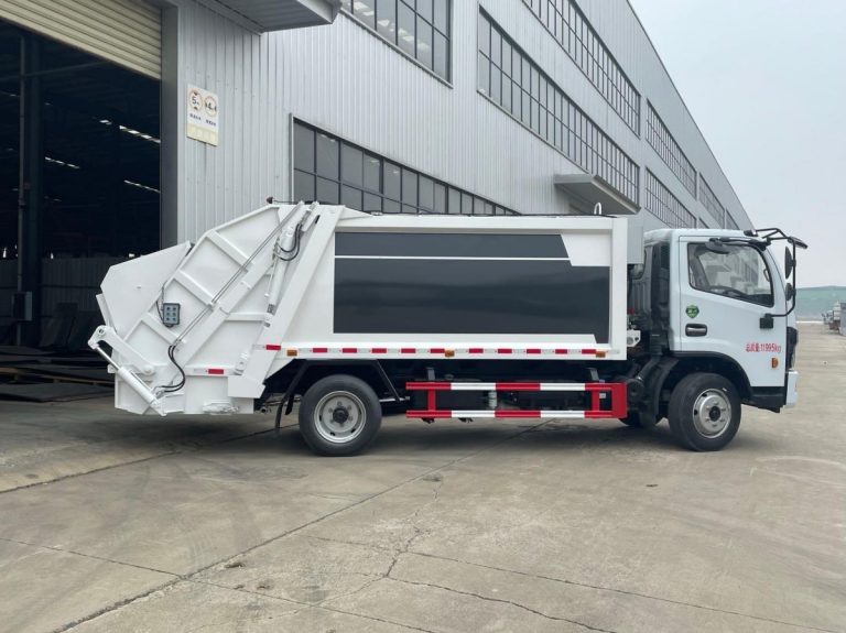 12-ton compacting garbage truck